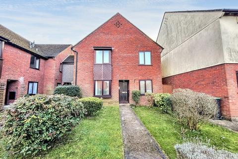 20 Sheppards Field, Wimborne, BH21 1PX