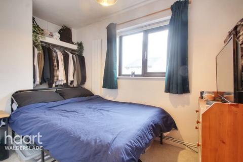 1 bedroom flat for sale, Illustrious Close, Chatham