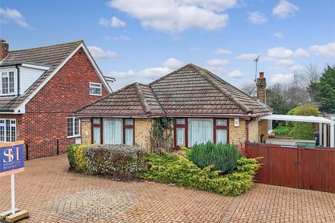 3 bedroom bungalow for sale, First Avenue, Wickford, Essex, SS11