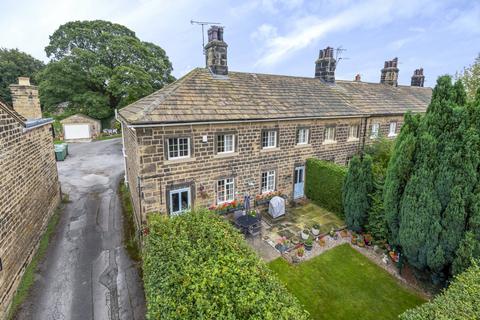 4 bedroom terraced house for sale, Harrogate Road, Harewood, Leeds