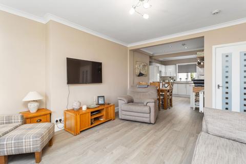 6 Burnside Crescent, Fauldhouse, Bathgate, EH47 9JB
