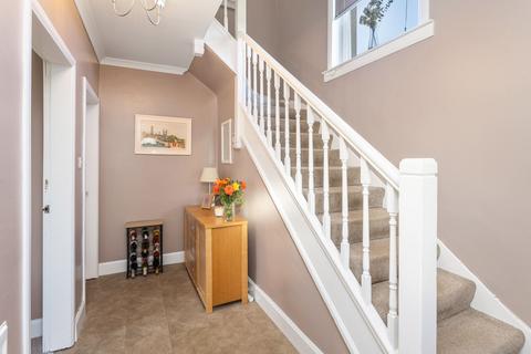 6 Burnside Crescent, Fauldhouse, Bathgate, EH47 9JB