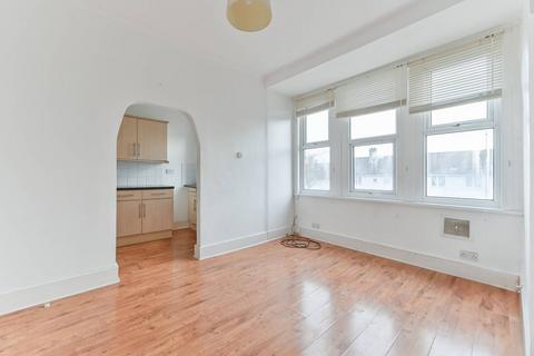 1 bedroom flat for sale, Holmesdale Road, South Norwood, London, SE25