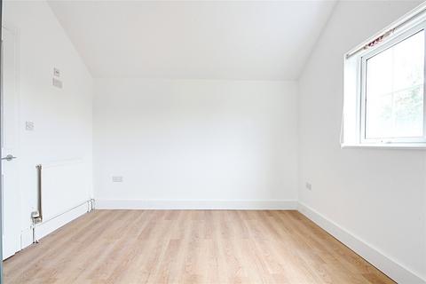 2 bedroom maisonette to rent, Cecil Road, Enfield, EN2