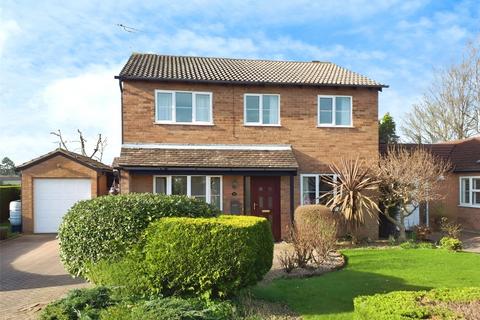 4 bedroom detached house for sale, Croft Close, Warwick, Warwickshire