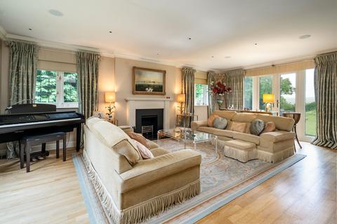 Hillview Slines Oak Road, Woldingham, Caterham, CR3 7BL