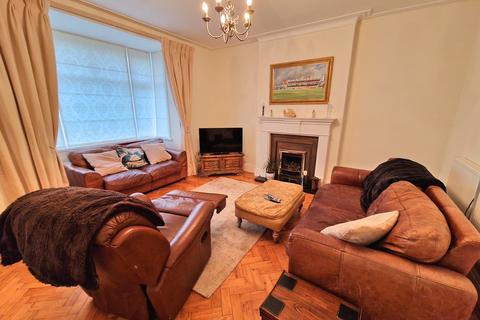 3 bedroom detached house for sale, WEST DRIVE, PORTHCAWL, CF36 3HS