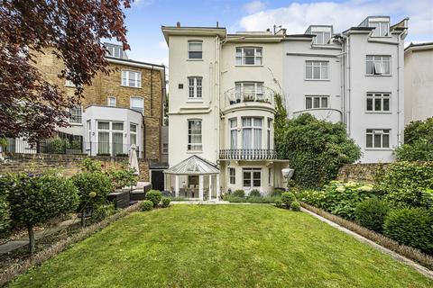 2 bedroom apartment to rent, Buckland Crescent, Belsize Park, NW3