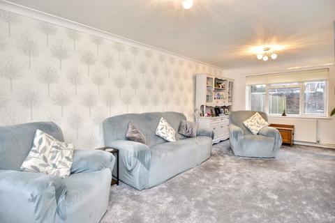 3 bedroom semi-detached house for sale, Letchmere Close, Pattingham, WV6