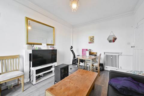 1 bedroom flat to rent, Abbey Road, St John's Wood, London, NW8