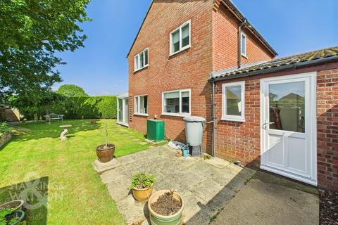 undefined, Gale Close, Norwich NR14