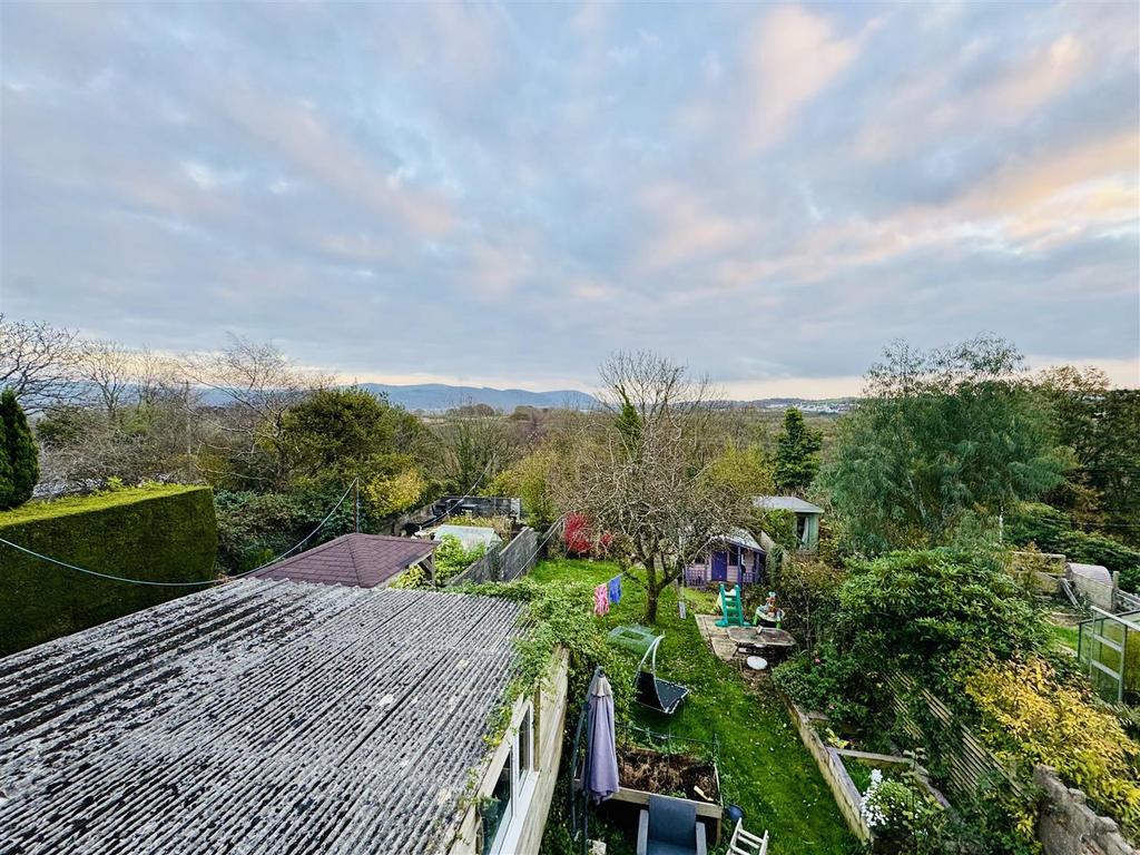 Another room aspect
