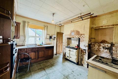 undefined, Manordeilo, Llandeilo