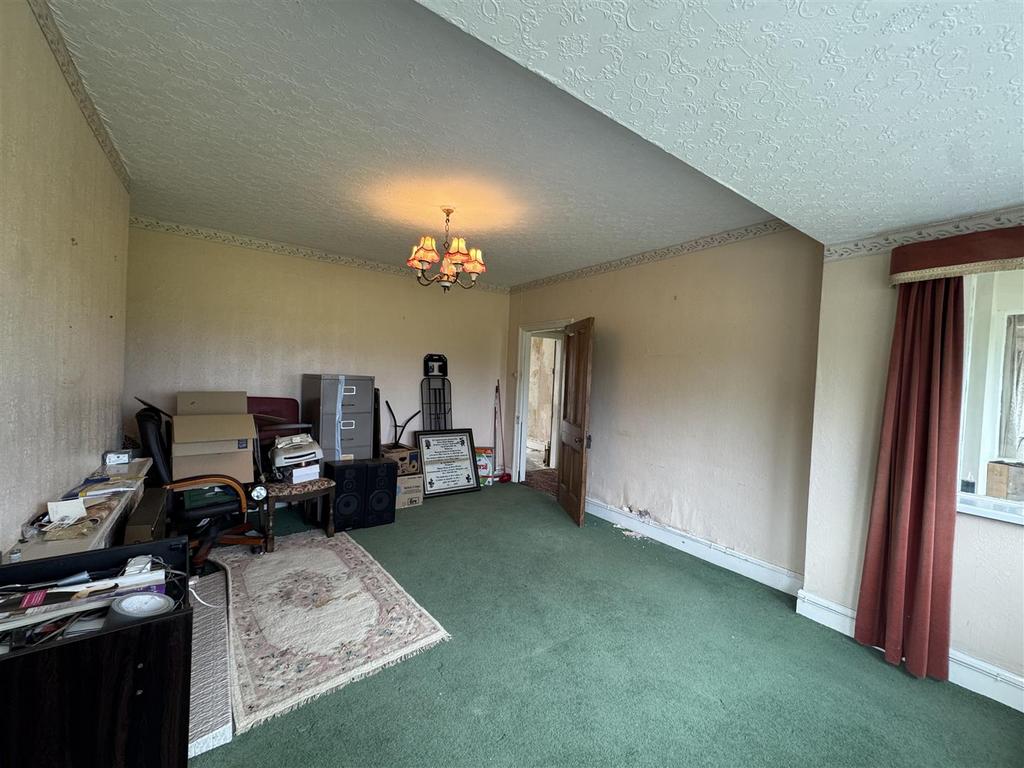 Sitting room / lounge