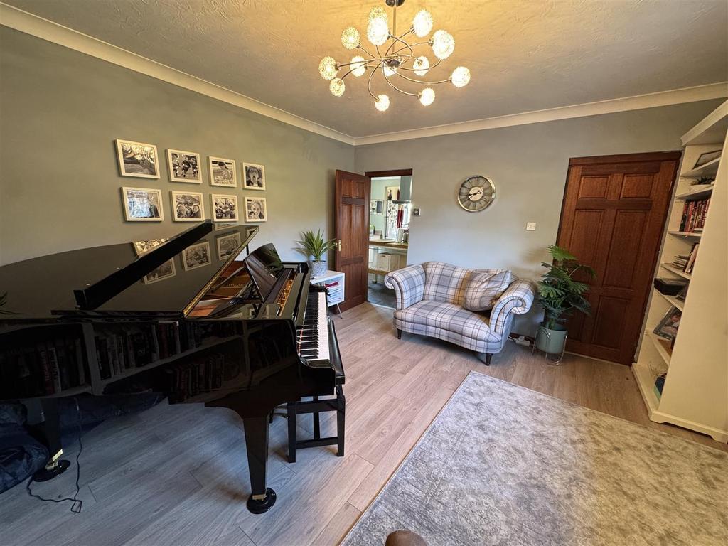 Another room aspect