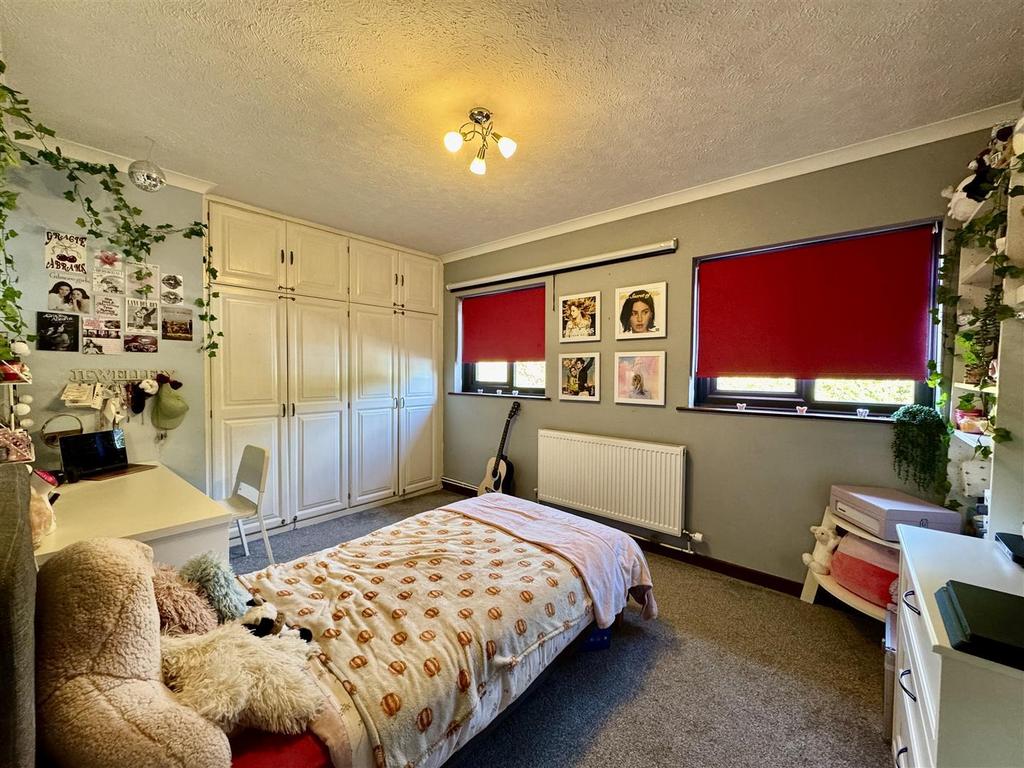 Another room aspect