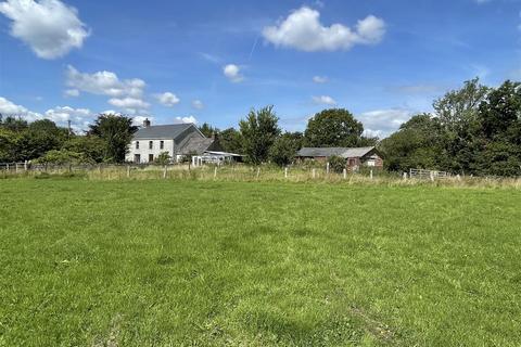 3 bedroom property with land for sale, Neuadd Road, Garnant, Ammanford