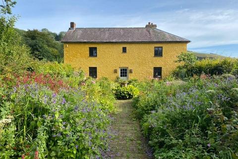 4 bedroom property with land for sale, Llanfynydd, Carmarthen