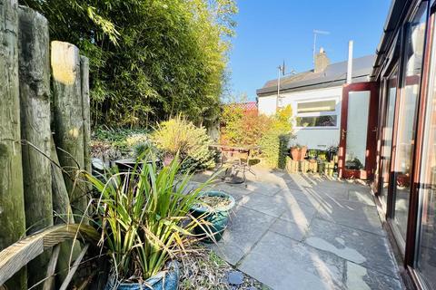 5 bedroom terraced house for sale, Gosport Street, Laugharne, Carmarthen