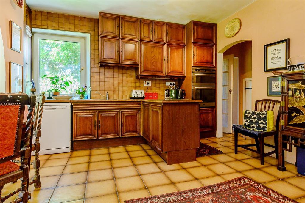 Kitchen / breakfast room