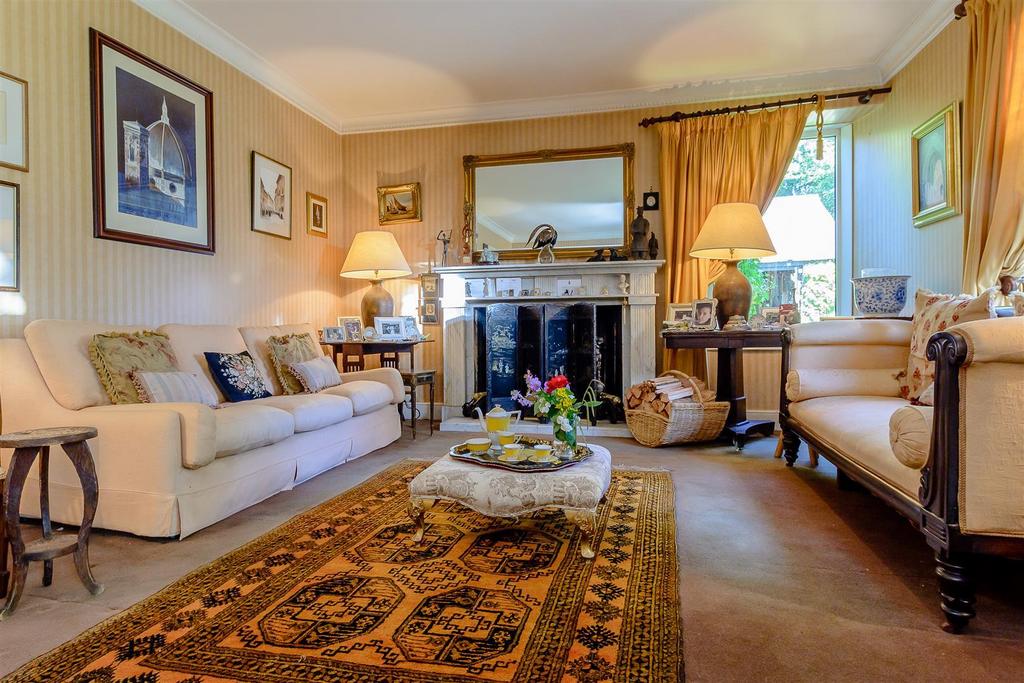 Drawing room