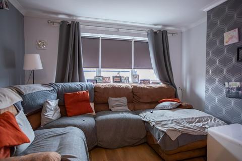 3 bedroom flat for sale, Bargaran Road, Glasgow G53