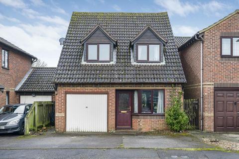 3 bedroom detached house for sale, Willow Drive, Bicester