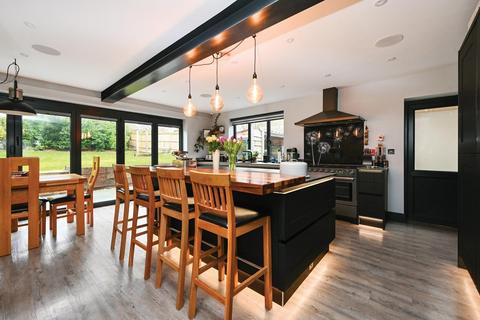 5 bedroom detached house for sale, Lower Station Road, Newick