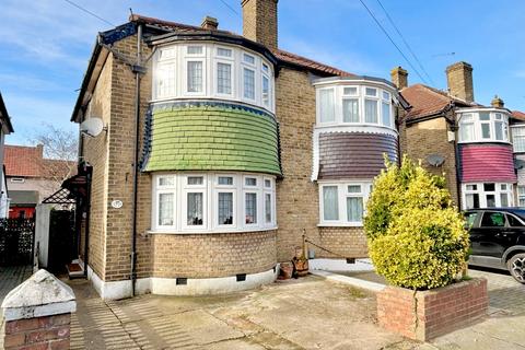 2 bedroom semi-detached house for sale, Brixham Road, Welling, DA16