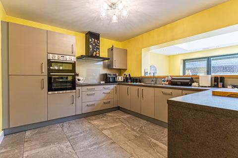 5 bedroom detached house for sale, Fraser Way, Wakefield,