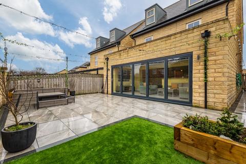11 Fraser Way, Wakefield, WF1 2ZF