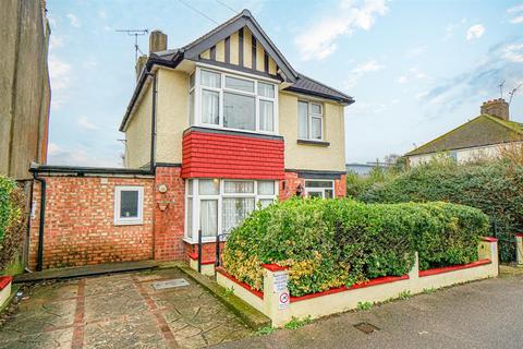 4 bedroom detached house for sale, Beaconsfield Road, Hastings