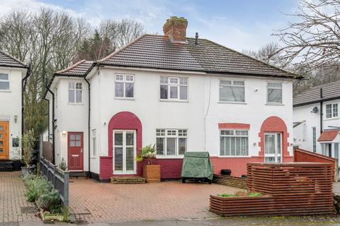 240 Queensway, West Wickham, BR4 9EA