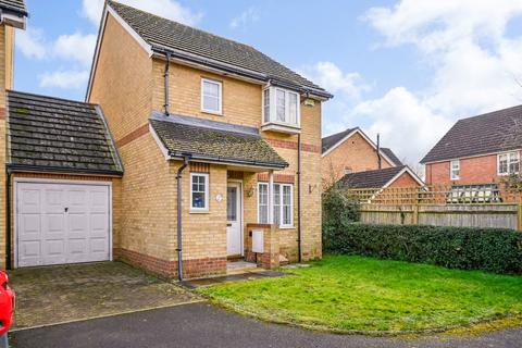 3 bedroom detached house for sale, Dove Close, Kingsnorth, Ashford, Kent, TN23