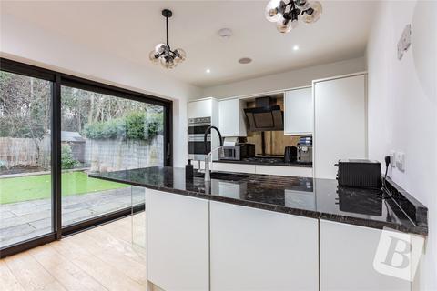 123 Howard Road, Upminster, RM14 2UQ