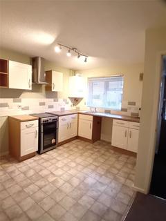 2 bedroom terraced house to rent, Tabbs Gardens, Kidderminster, DY10