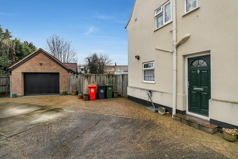 3 bedroom semi-detached house for sale, St. Georges Crescent, Cippenham SL1