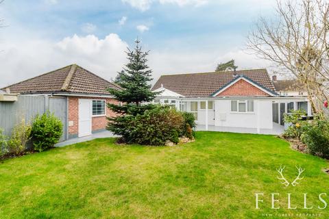 2 bedroom detached bungalow for sale, Eastfield Lane, Ringwood BH24