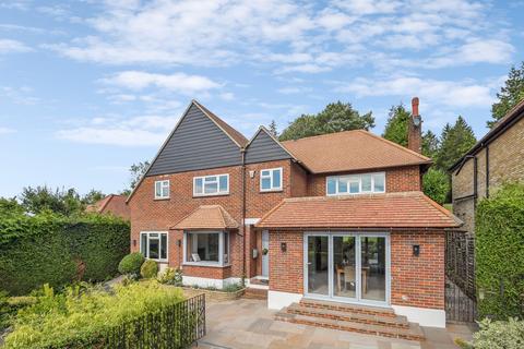 4 bedroom detached house for sale, Valley Road, Rickmansworth, WD3