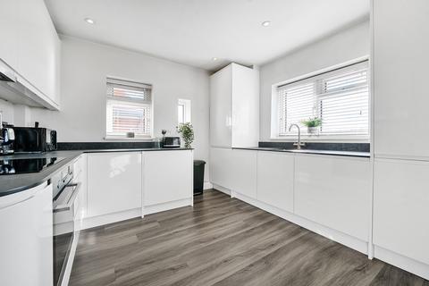 41 Barnfield Gardens, Kingston Upon Thames, KT2 5RH