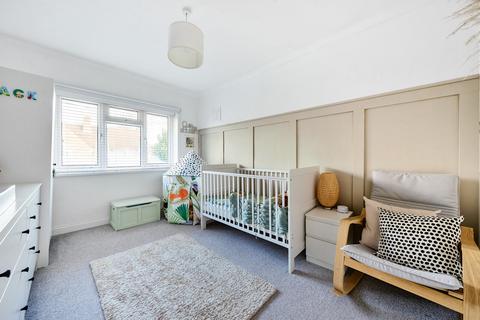 41 Barnfield Gardens, Kingston Upon Thames, KT2 5RH