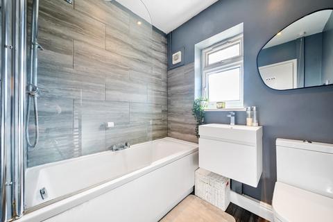 41 Barnfield Gardens, Kingston Upon Thames, KT2 5RH