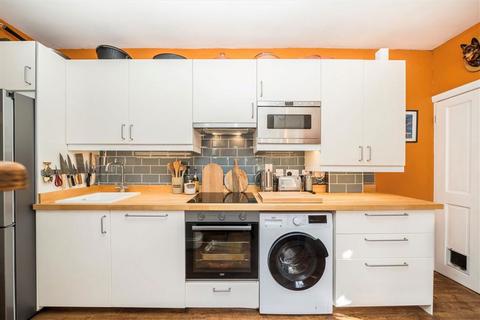 40a Elthruda Road, London, SE13 6SR