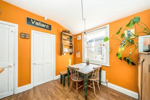 40a Elthruda Road, London, SE13 6SR