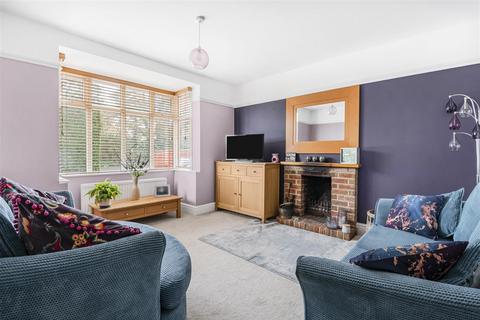 230 Hyde End Road, Spencers Wood, Reading, RG7 1DG