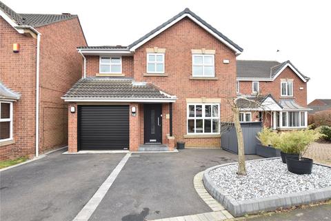 4 bedroom detached house for sale, Laurel Hill Way, Leeds, West Yorkshire