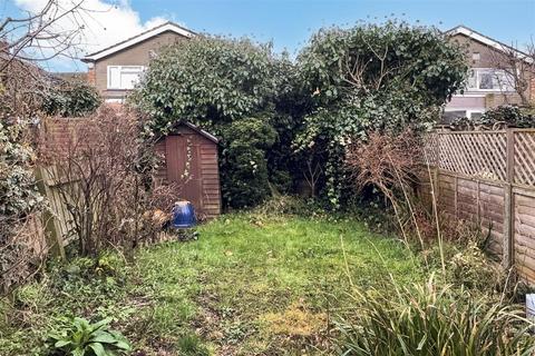 15 Carston Close, London, SE12 8DY