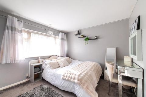 40 Clipper Crescent, Gravesend, DA12 4NN
