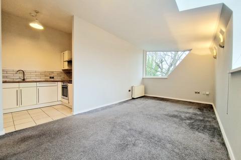 2 bedroom apartment to rent, Grey Street, Prestwich, M25