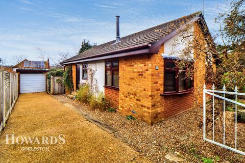 3 bedroom detached bungalow for sale, St Georges Road, Belton